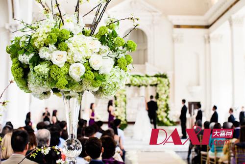 结婚典礼歌曲一览表 优美旋律渲染婚礼氛围